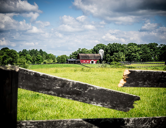 6 June - Red Barn in Fauquier County